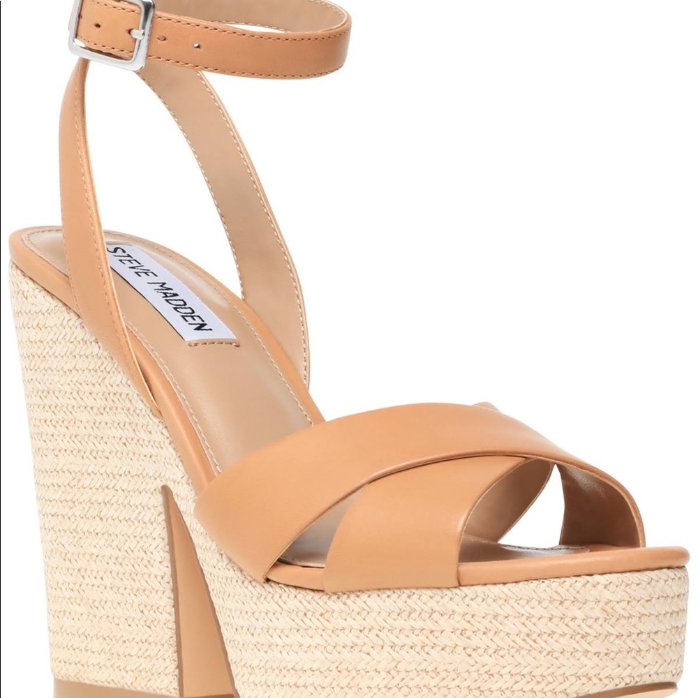 Wedge heels